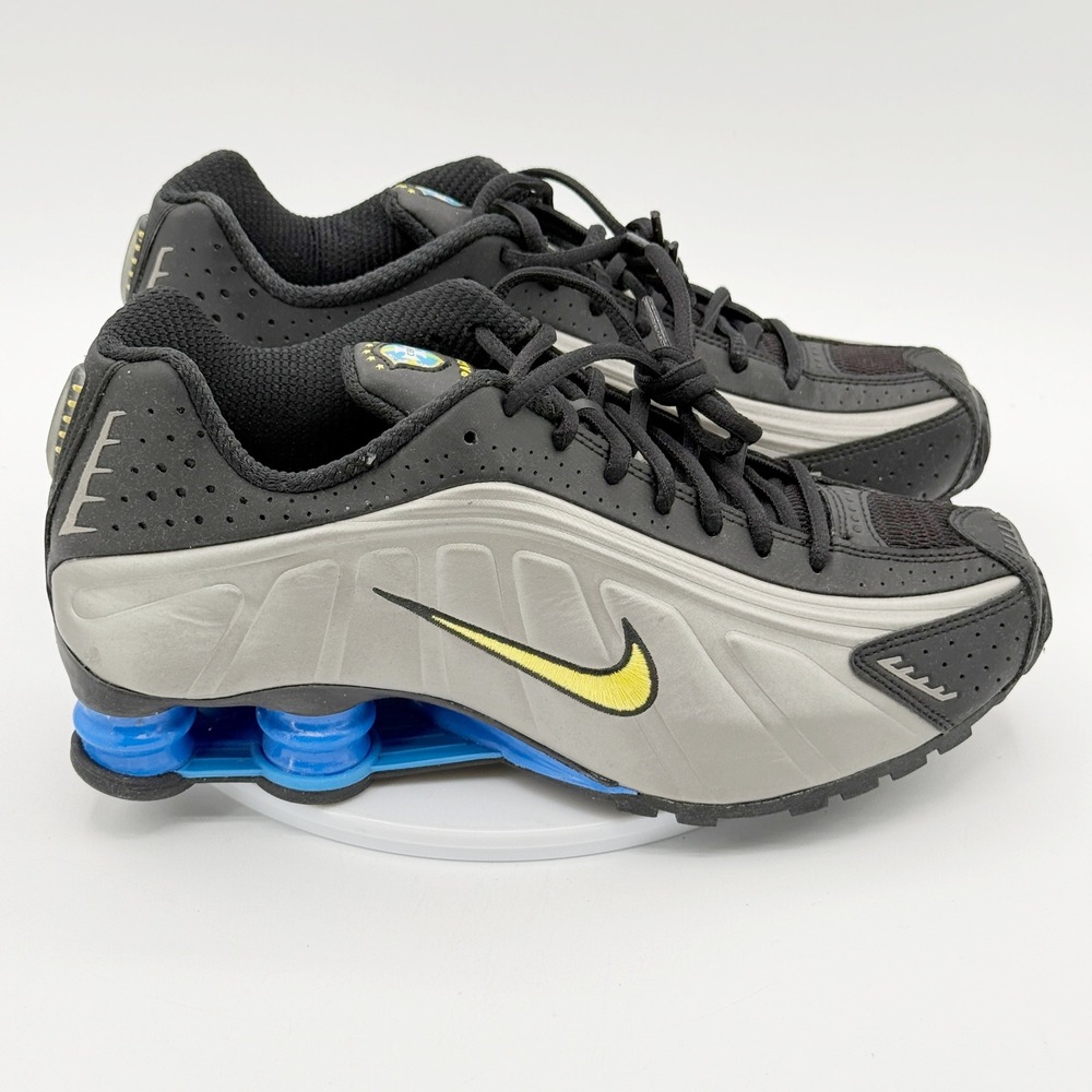 Nike Shox R4 CBF Brasil Size 8 Mens Black Canary Pewter IO8134-001, NEW